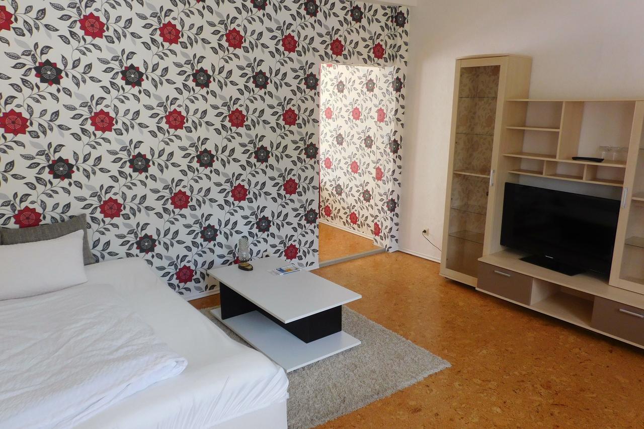 באד גרונד Hotel Pension Am Kurmittelhaus מראה חיצוני תמונה