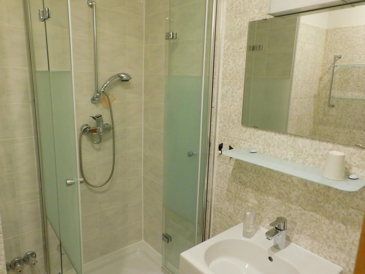 באד גרונד Hotel Pension Am Kurmittelhaus מראה חיצוני תמונה