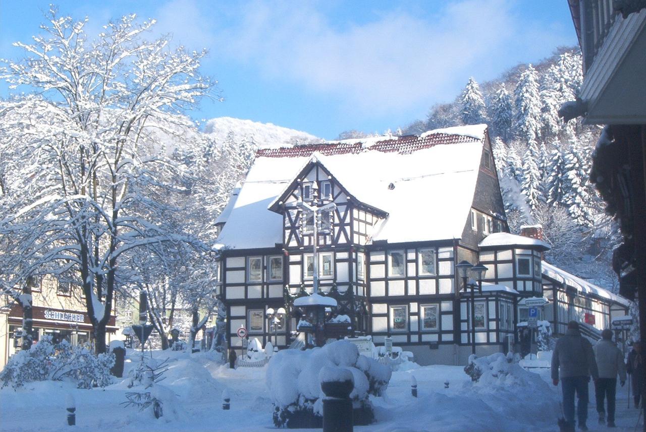 באד גרונד Hotel Pension Am Kurmittelhaus מראה חיצוני תמונה